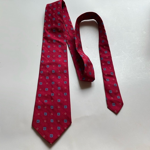 Brooks Brothers 346 100% silk repp necktie USA hand made 57”’X 3.75” red blue - Picture 4 of 7